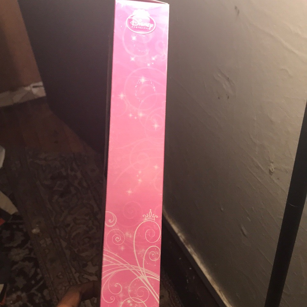 Rapunzel doll - Picture 4 of 5